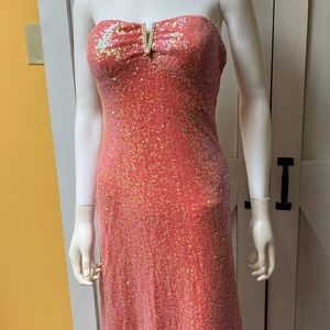 Long sleeveless peach sequins dress